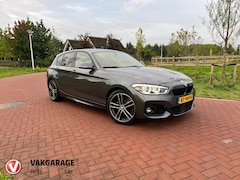 BMW 1-serie - 118i Corporate Lease Executive M-Pakket | Automaat | Camera | Apple CarPlay