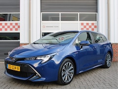 Toyota Corolla Touring Sports - 1.8 Hybrid First Edition /NAVI/PDC/Trekhaak/Regensensor/Camera/Apple carplay/DAB+/ACC/17'L