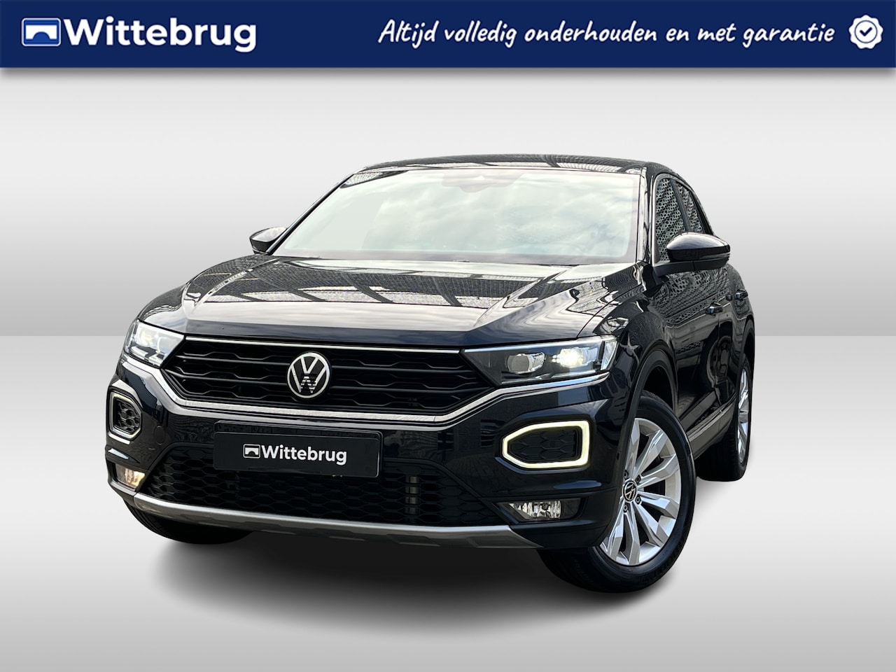 Volkswagen T-Roc - 1.5 TSI 150PK Sport / Achteruitrijcamera / Elektrische Achterklep / Stoelverwarming / Park - AutoWereld.nl