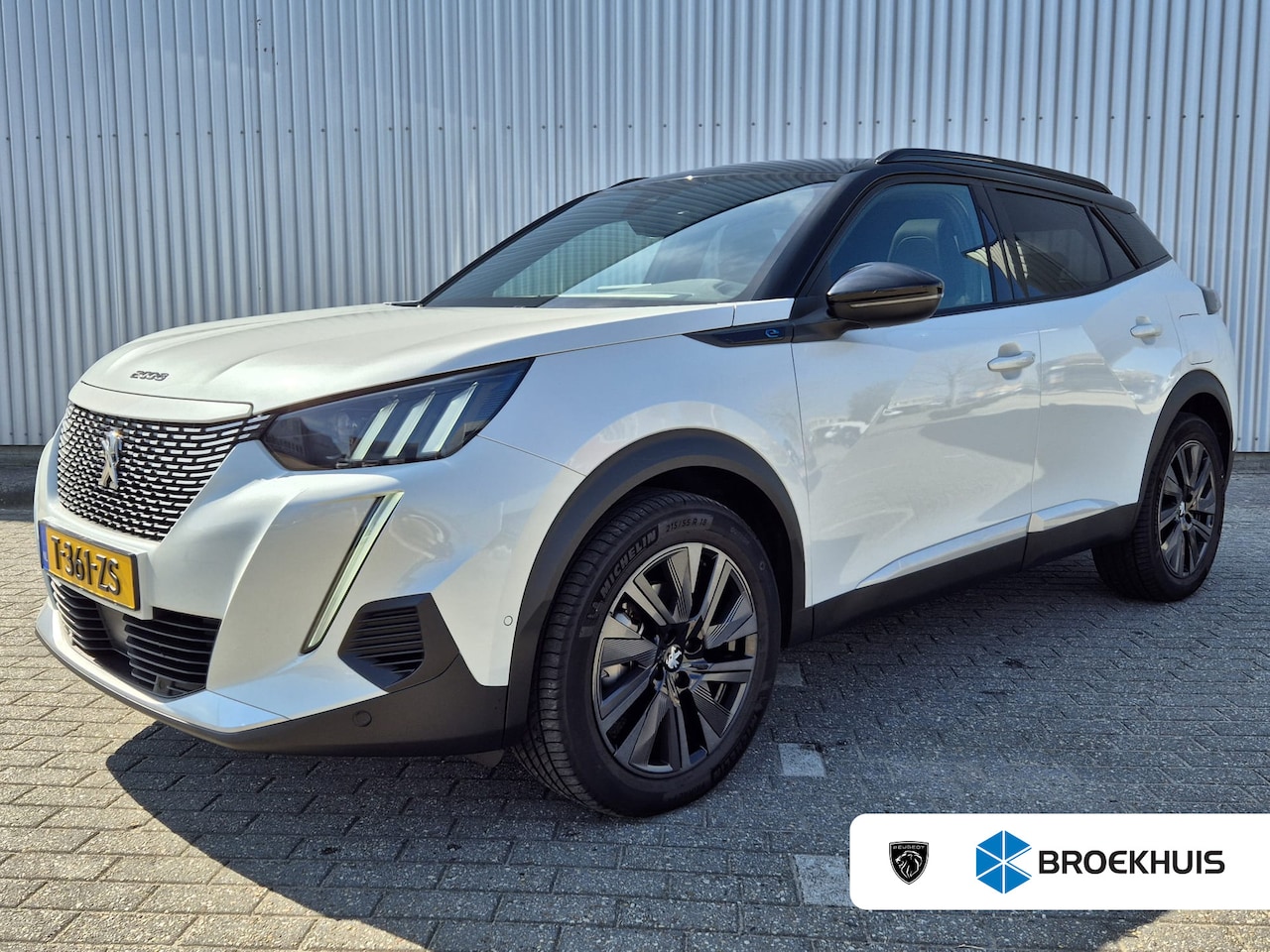 Peugeot 2008 - GT elektrisch | 18" lichtmetalen velgen two tone zwart 'EVISSA' | 8 jaar fabrieksgarantie - AutoWereld.nl