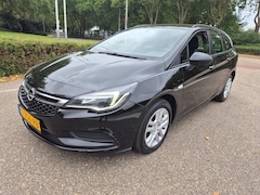 Opel Astra Sports Tourer - 1.6 CDTI Edition, Automaat, Clima, Navi, 1 Jaar apk