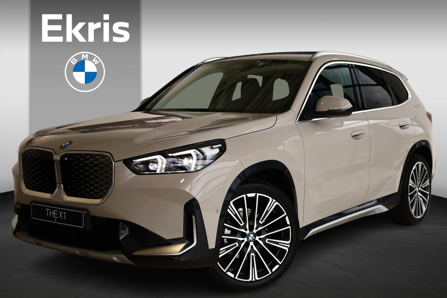 BMW iX1 - eDrive20 xLine | Equipment Pack | Comfort Pack | Travel Pack - AutoWereld.nl