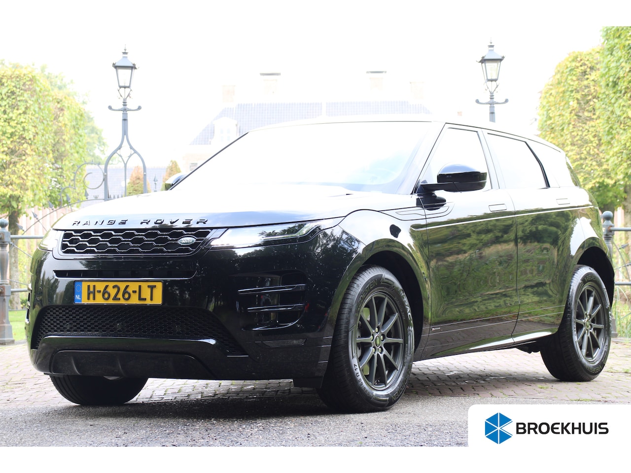 Land Rover Range Rover Evoque - 2.0 D180 AWD R-Dynamic First Edition | DEALER OH! | PANODAK | CAMERA | LEDER | WINTERPACK - AutoWereld.nl