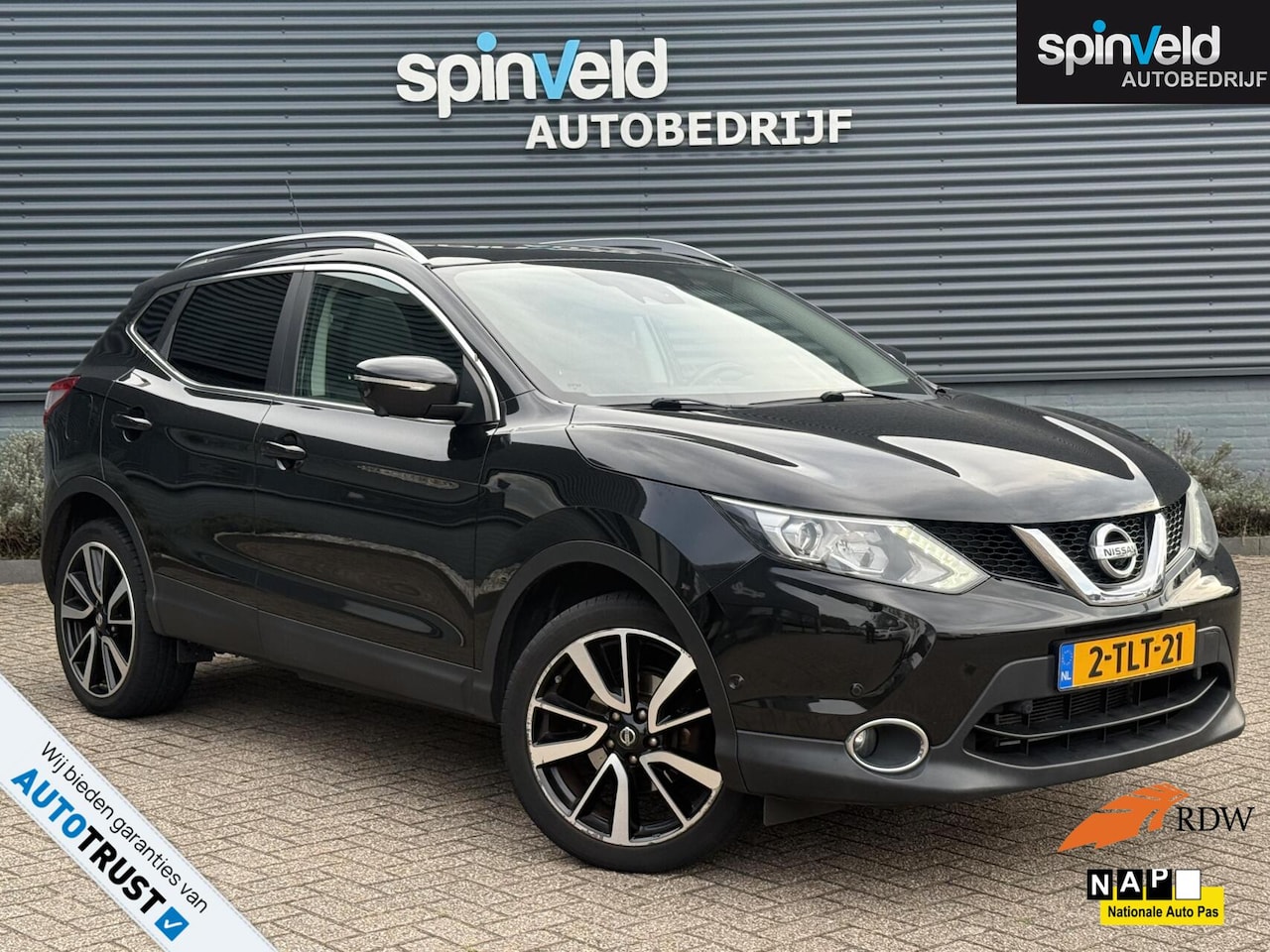 Nissan Qashqai - 1.2 Tekna BJ`14 NAP NL Pano Distri.ketting v.v. - AutoWereld.nl