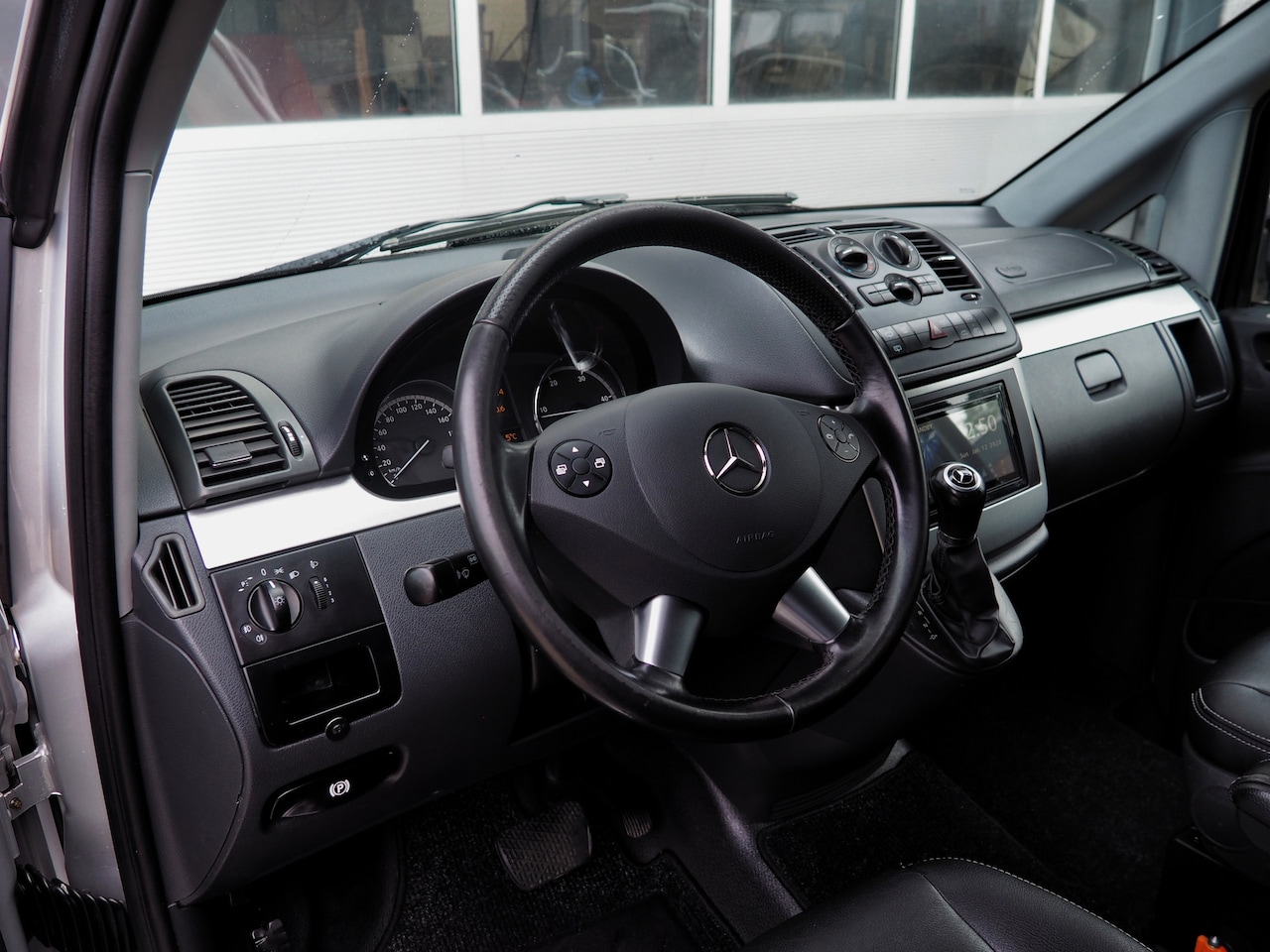 Mercedes-Benz Vito - 113cdi 320 Lang DUBBEL CABINE LEDER AIRCO CRUISE