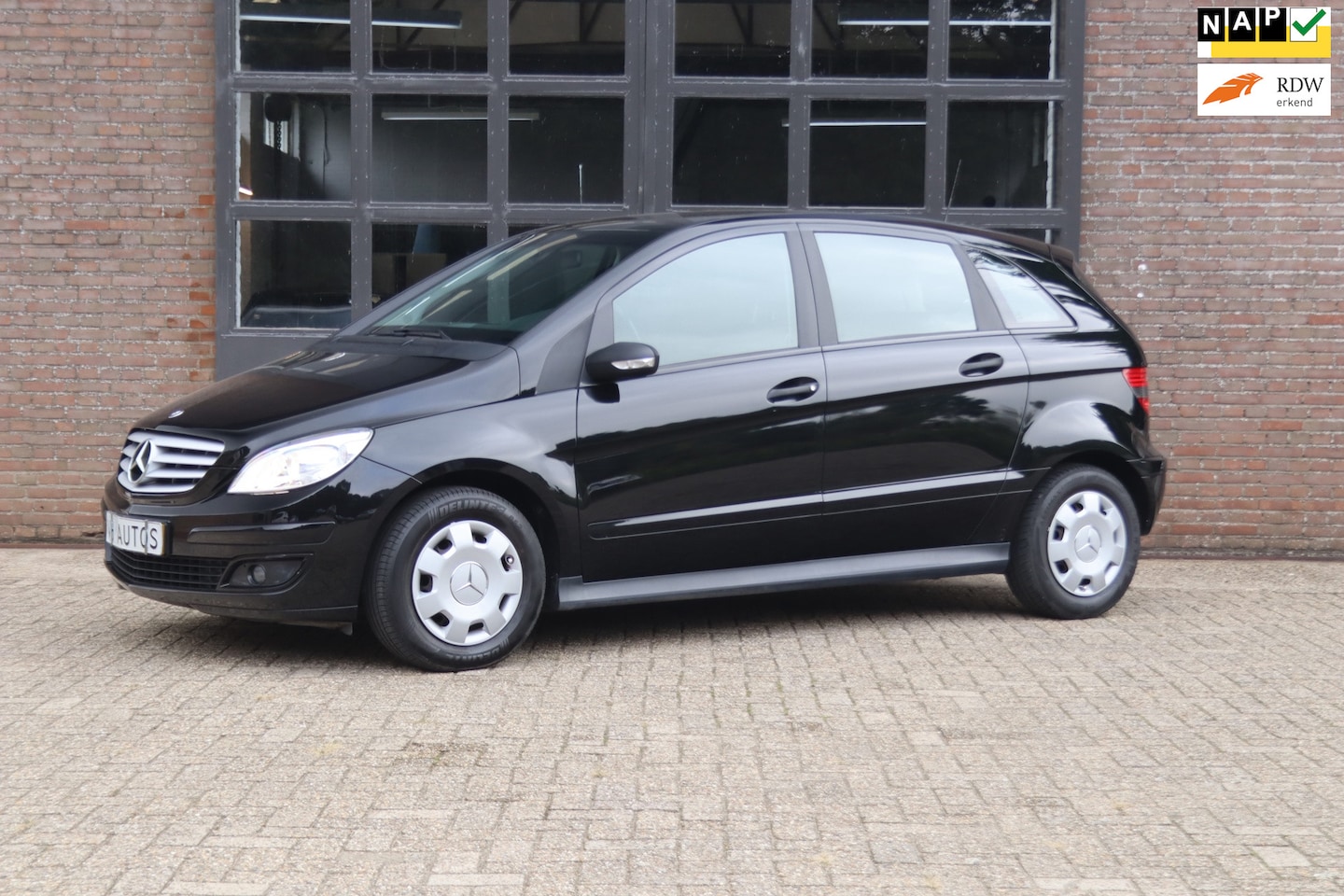 Mercedes-Benz B-klasse - 170 Airco-PDC-Trekhaak-Navi-APK-3/26 - AutoWereld.nl