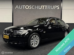 BMW 3-serie - 318i Business Line 97.000 km NAP