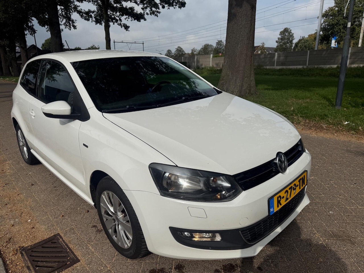 Volkswagen Polo - 1.2 Easyline 2013 STOELVERWARMING - AutoWereld.nl