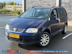 Volkswagen Touran - 2.0-16V FSI | Automaat | Nwe APK | Recent Onderhoud | Trekhaak | Rijd Schakelt Goed