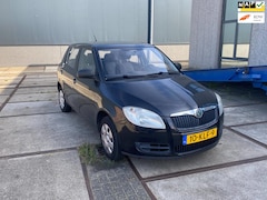 Skoda Fabia - 1.2 Drive met airco, netjes en rijdt goed, NAP