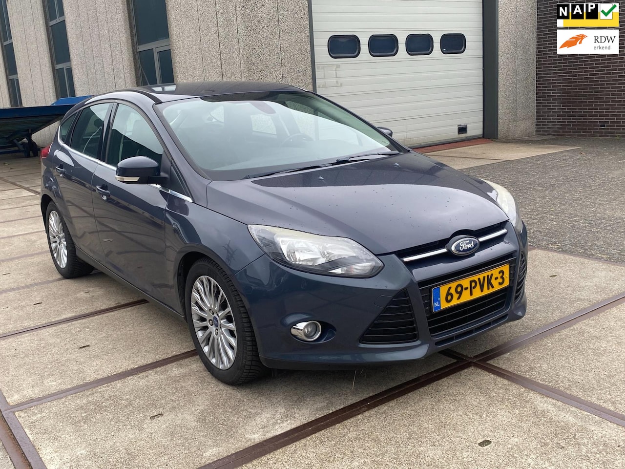 Ford Focus - 1.6 EcoBoost First Edition 1.6 EcoBoost First Edition, netjes en goed - AutoWereld.nl