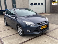 Ford Focus - 1.6 EcoBoost First Edition, netjes en goed