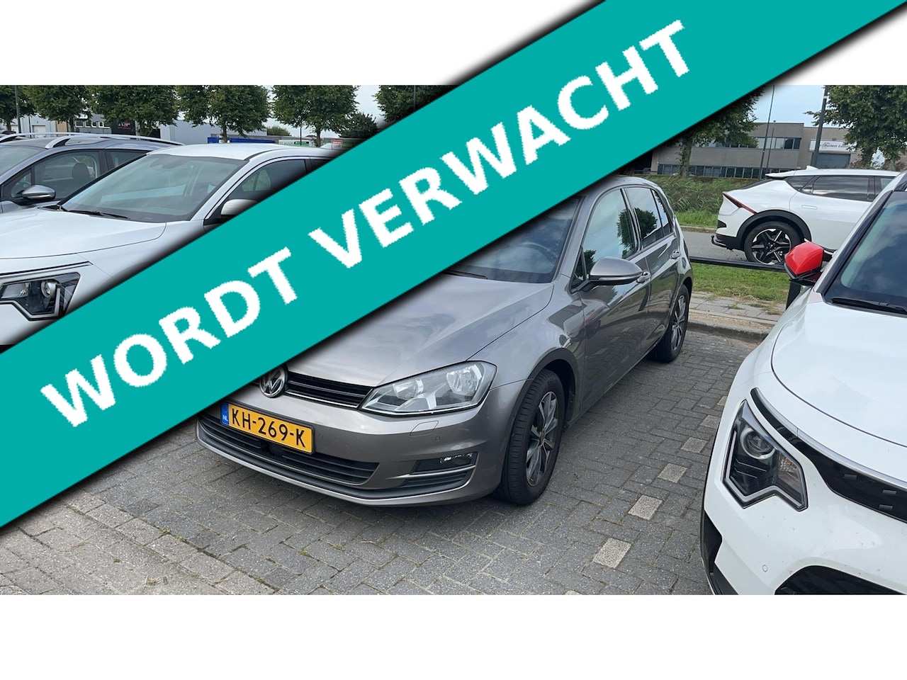 Volkswagen Golf - 1.2 TSI 110pk 5-deurs Clima Cruise Navi PDC Camera - AutoWereld.nl
