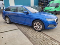Skoda Octavia Combi - 1.5 e-TSI Business Edition Plus