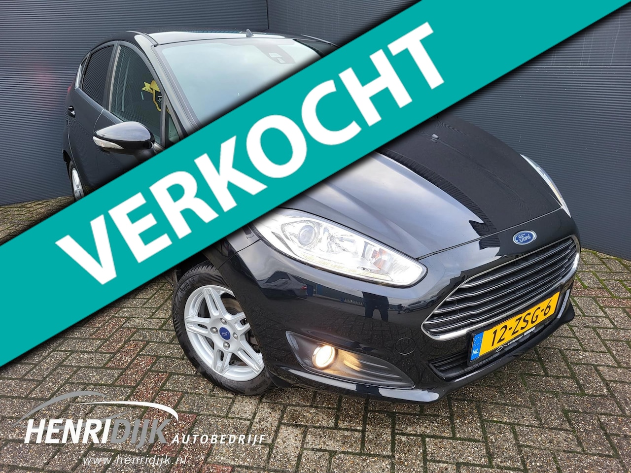 Ford Fiesta - 1.0 EcoBoost Titanium Clima / Trekhaak / PDC / LMV - AutoWereld.nl
