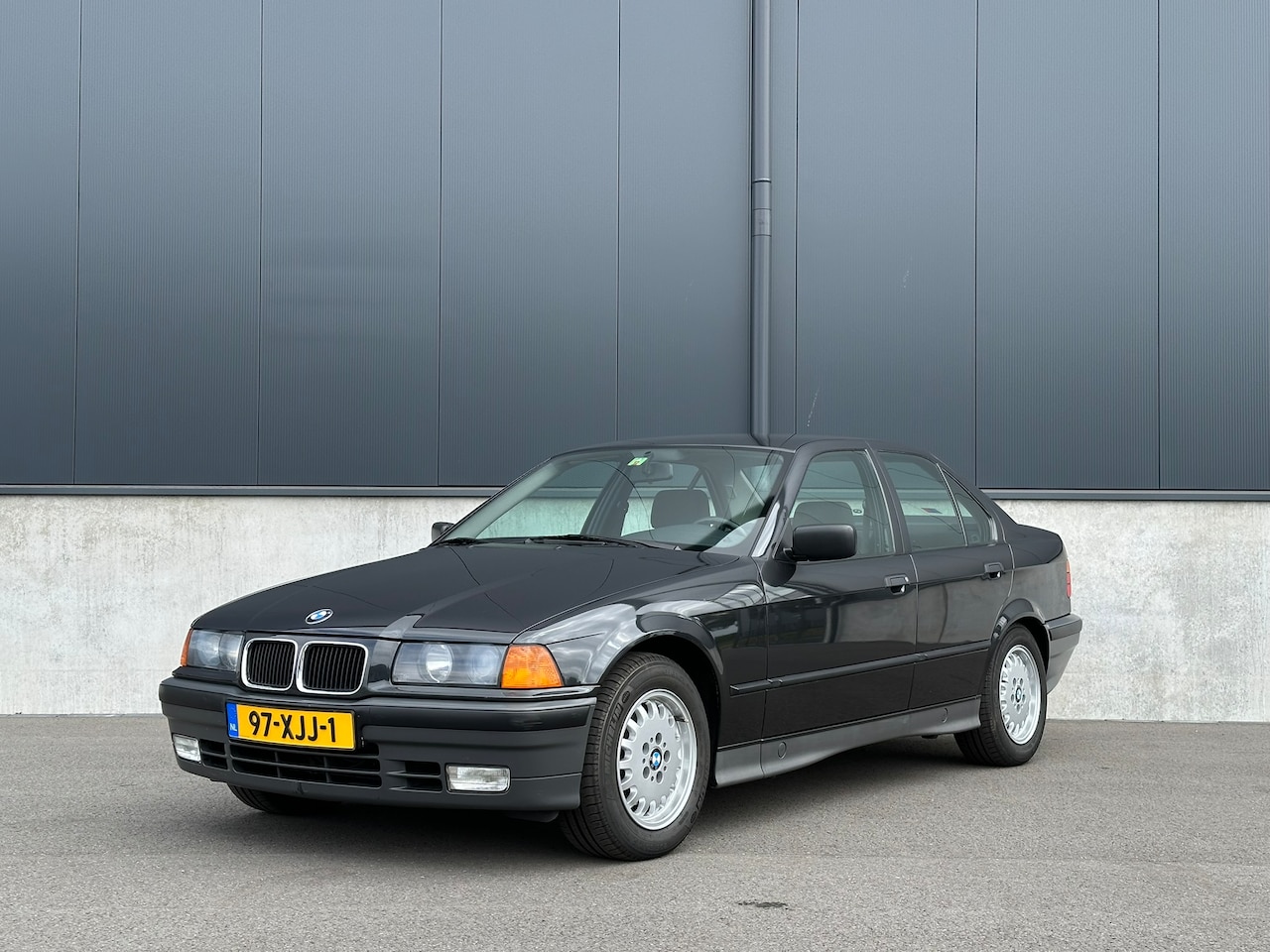 BMW 3-serie - 325i M50B25 (zonder Vanos) - AutoWereld.nl