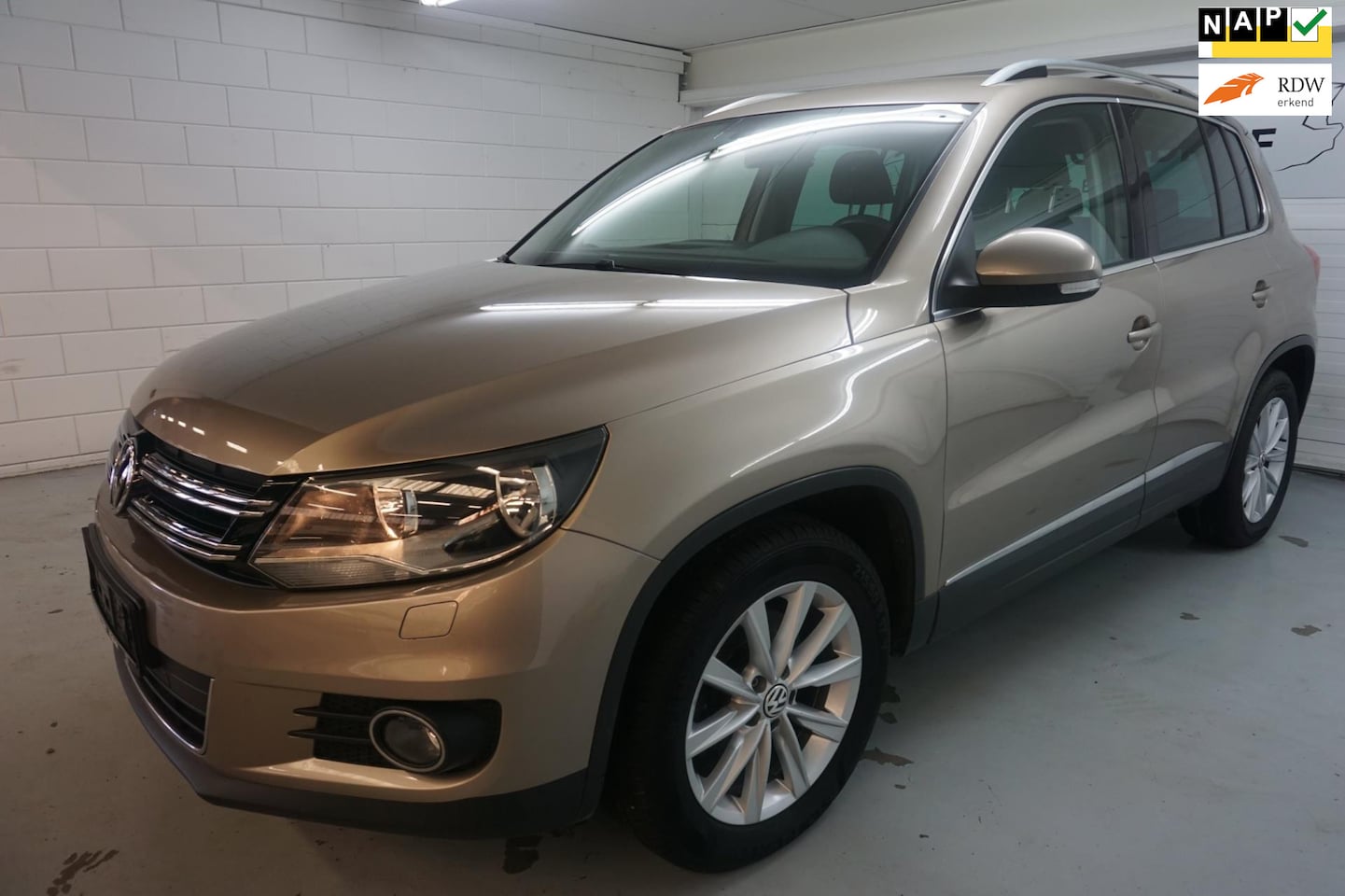 Volkswagen Tiguan - 2.0 TDI Sport&Style - AutoWereld.nl