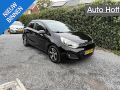 Kia Rio - 1.2 CVVT Super Pack | Navi | Autom. Airco | Cruise Control | LMV | Trekhaak | Privacy Glas