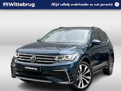 Volkswagen Tiguan - 1.4 TSI eHybrid 245PK R-Line Business+ / Panoramadak / Zwenkbare Trekhaak / IQ LED / Achte