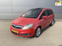 Opel Zafira - 1.8 Executive