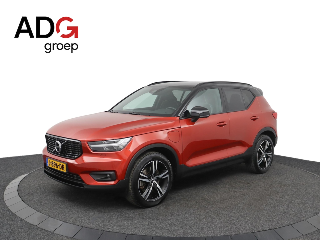 Volvo XC40 - 1.5 T5 Recharge R-Design | Trekhaak | Parkeercamera | Navigatie - AutoWereld.nl