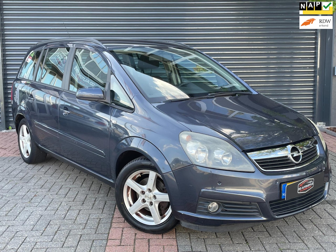 Opel Zafira - 1.8 Temptation Automaat | Cruise | Airco | Pdc - AutoWereld.nl
