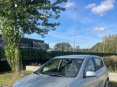 Hyundai i20 - 1.4i DynamicVersion *EXPORT* € 1799,