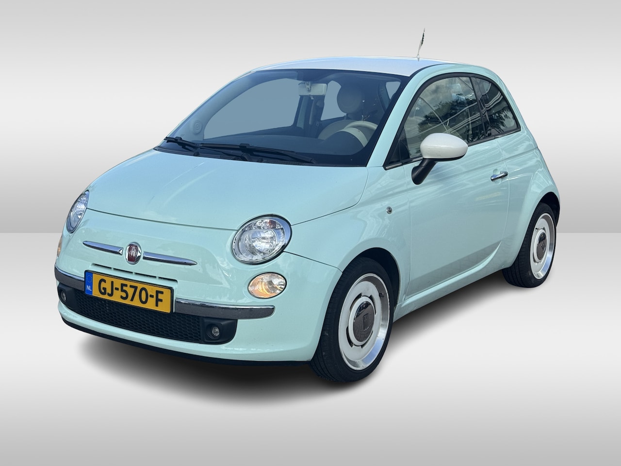 Fiat 500 - 0.9 TwinAir Turbo Vintage '57 / Leder / Parkeerhulp achter / 16'' / Mooie auto!! - AutoWereld.nl
