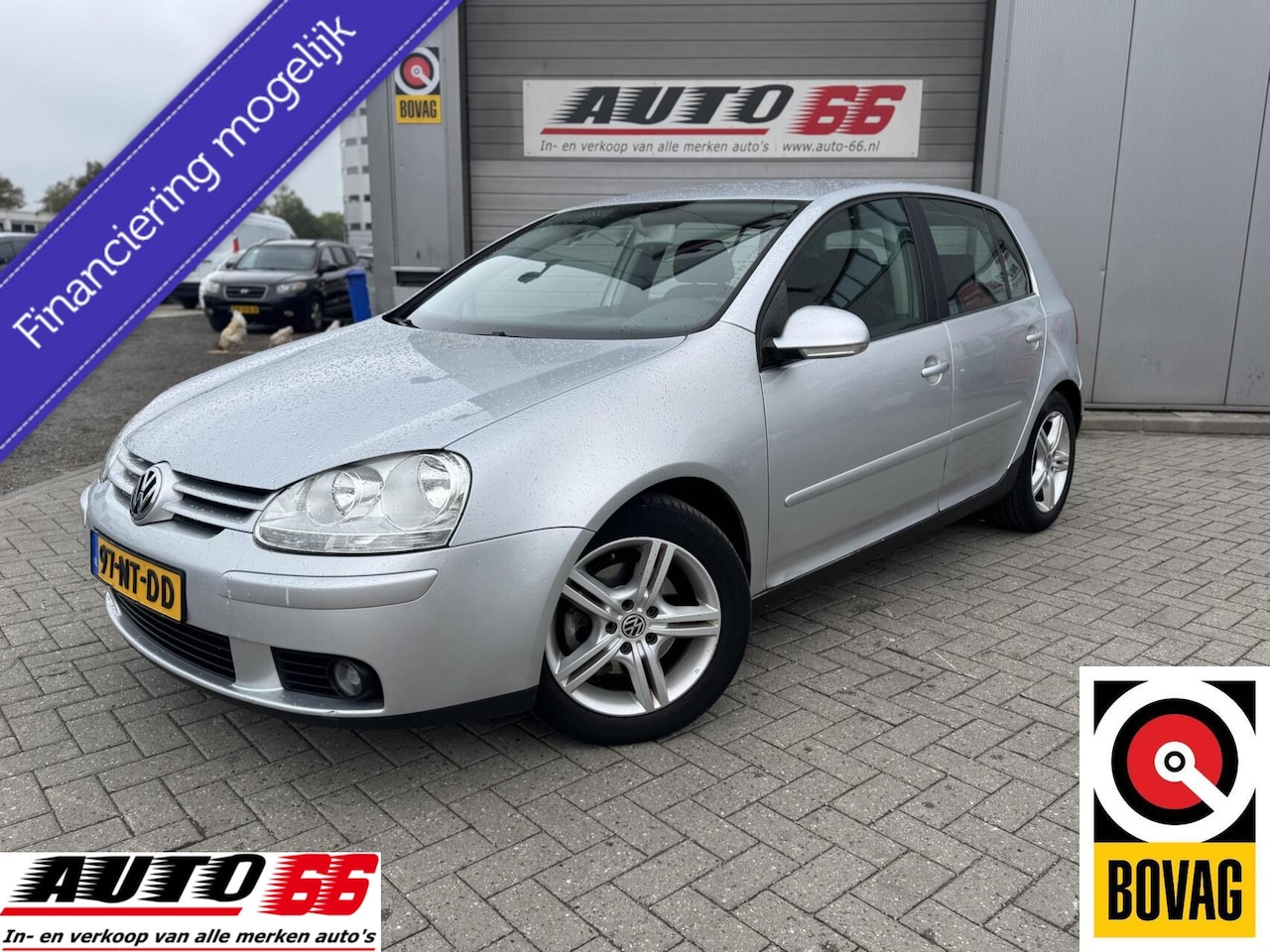 Volkswagen Golf - 1.6 FSI Comfortline 5 drs AIRCO APK tot 10-2026 - AutoWereld.nl
