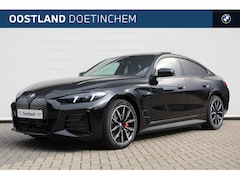 BMW i4 - eDrive35 High Executive M Sport / Schuif-kanteldak / Trekhaak / Active Cruise Control / Pa