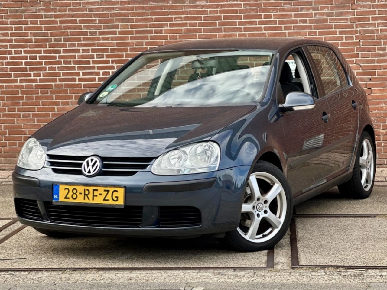 Volkswagen Golf - 1.6 FSI Trendline 1.6 FSI Trendline - AutoWereld.nl