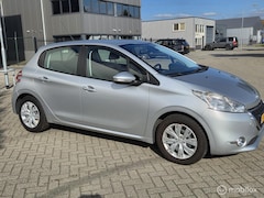 Peugeot 208 - 1.2 VTi