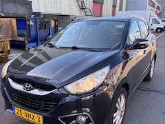 Hyundai ix35 - 2.0i i-Catcher / Automaat / Stoelverwarming