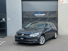Volkswagen Golf - 1.0 TSI Carplay/Camera/Adaptive cruise