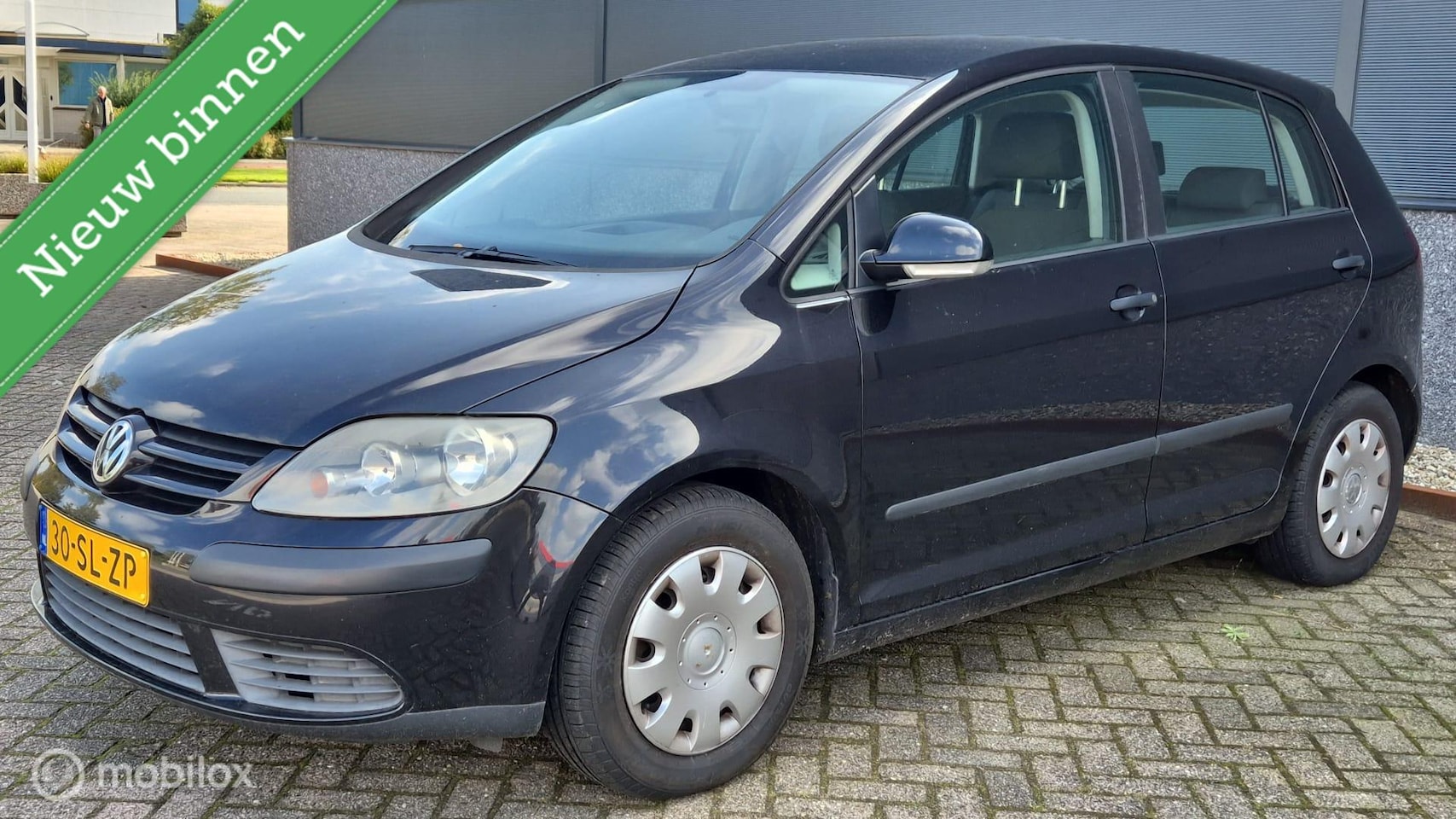 Volkswagen Golf - 1.6 FSI Comfortline APK 28-07-2026 TREKHAAK - AutoWereld.nl