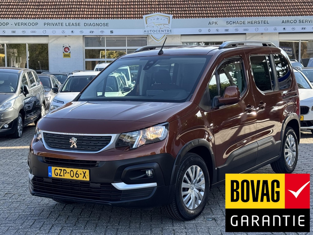 Peugeot Rifter - 1.2 Puretech Active NAVI | NIEUWE RIEM | TREKHAAK | BOVAG !! - AutoWereld.nl