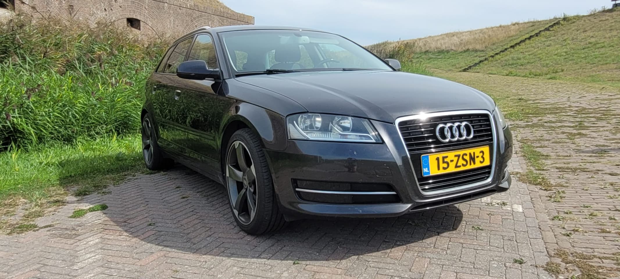 Audi A3 Sportback - 1.2 TFSI Attraction - AutoWereld.nl