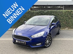Ford Focus - 1.0 Ambiente * Carplay * Nieuwe Distr. * Garantie
