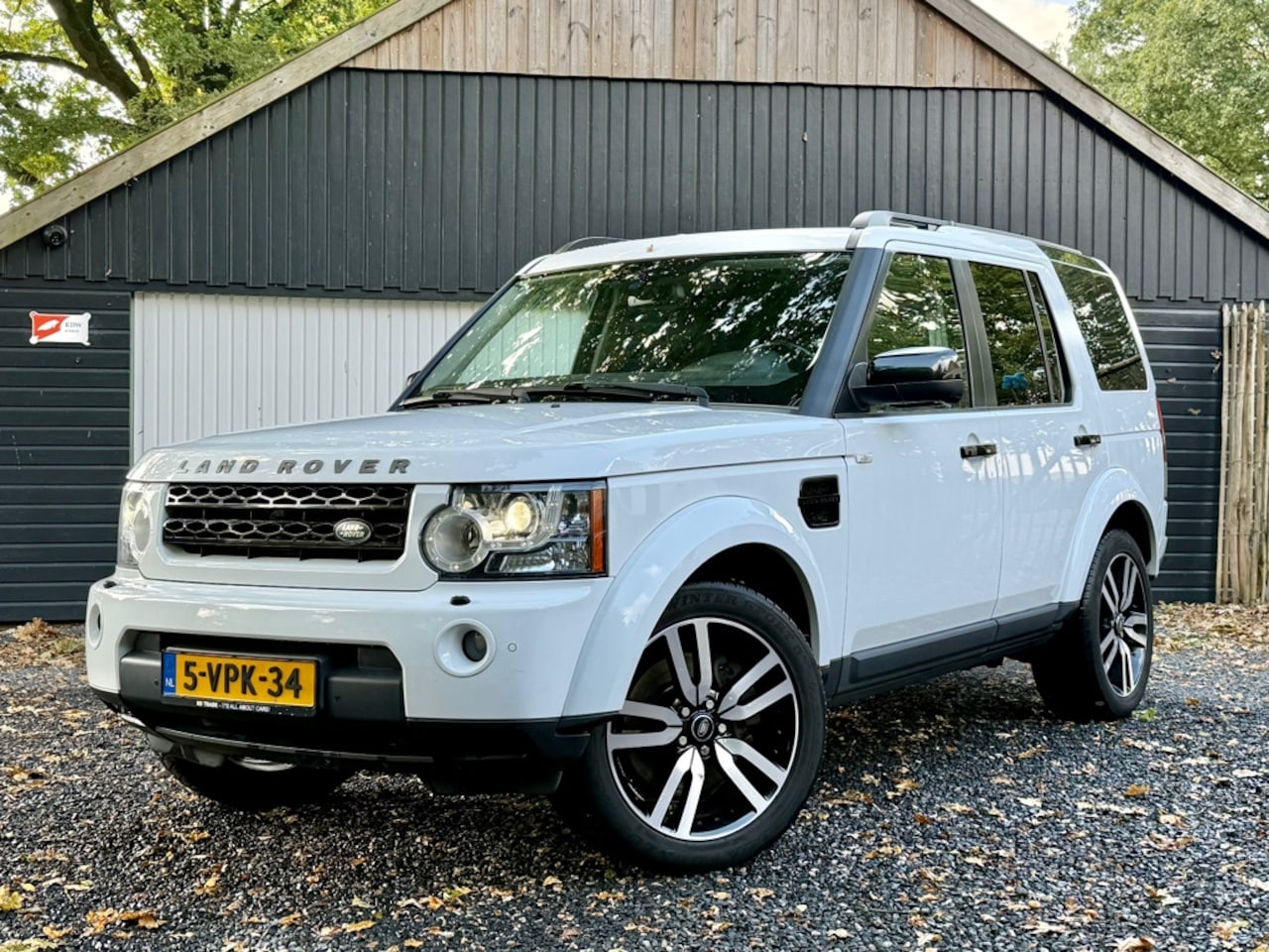 Land Rover Discovery - 3.0 SDV6 HSE 4x4 Grijskenteken Marge - AutoWereld.nl