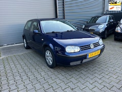 Volkswagen Golf - 1.6-16V LANGE APK
