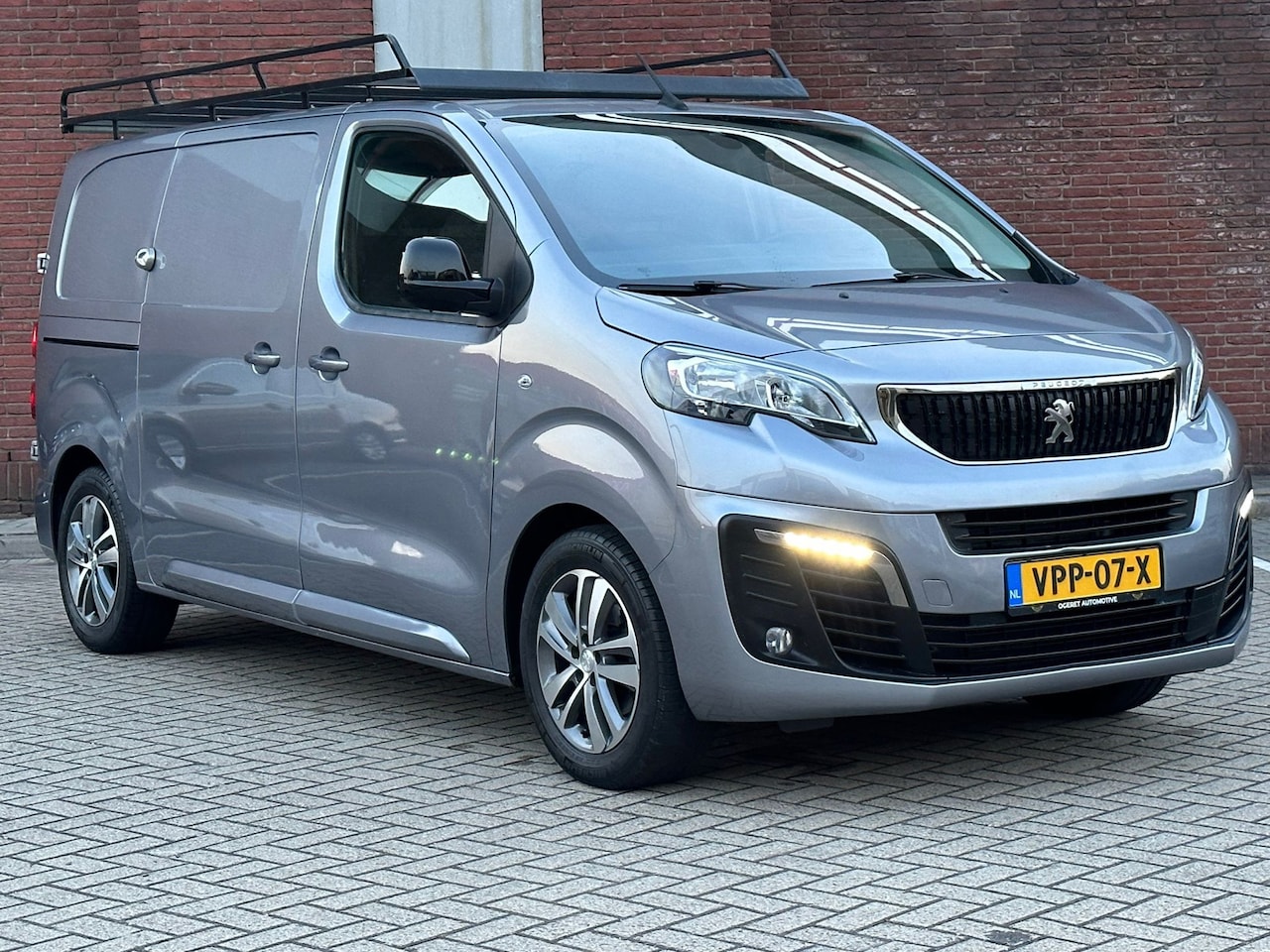 Peugeot Expert - 2.0 BlueHDI Asphalt|1EIG|3ZITS|R.CAMARA|NAVI|IMPERIAAL| - AutoWereld.nl