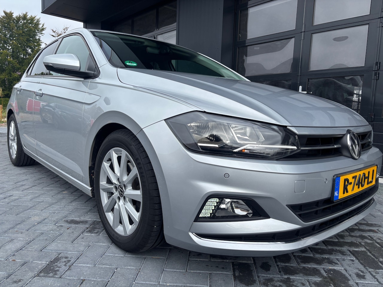 Volkswagen Polo - 1.0 TSI Comfortline Camera CarPlay - AutoWereld.nl