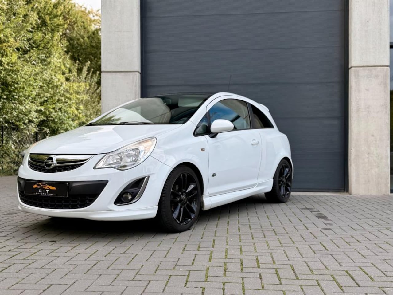 Opel Corsa - 1.4-16V | OPC Line | Navigatie | Airco | APK 05-26 - AutoWereld.nl