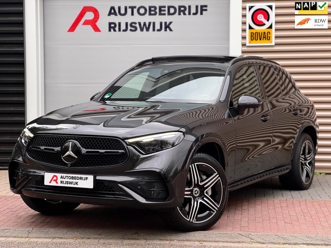 Mercedes-Benz GLC-klasse - 300e 4MATIC AMG Line Pano/Memory/360/Massage - AutoWereld.nl