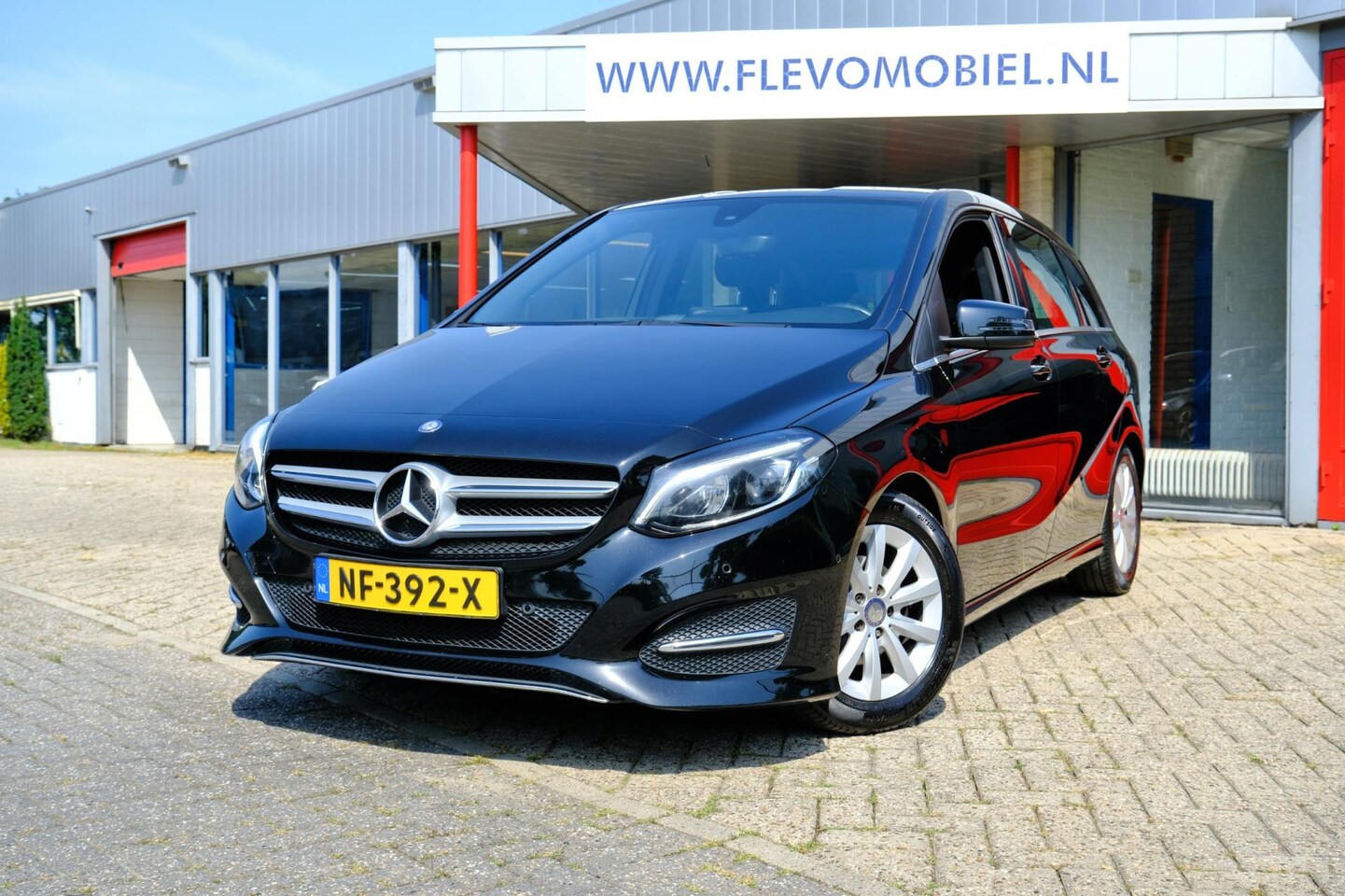 Mercedes-Benz B-klasse - 180 d Lease Edition Plus Aut. LED|Navi|Airco|LMV - AutoWereld.nl