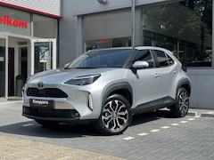 Toyota Yaris Cross - 1.5 Hybrid 130 Style Edition 2025 Parkeersensoren V+A, Dodehoeksensor, Navigatie , All-in