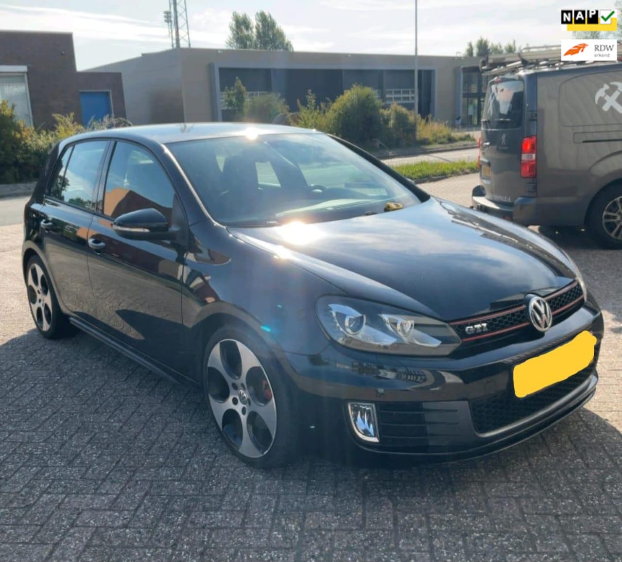 Volkswagen Golf - 2.0 GTI Xenon Led Leder Stoelverw. Org. NL - AutoWereld.nl
