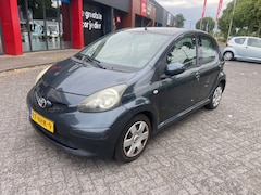 Toyota Aygo - 1.0-12V +
