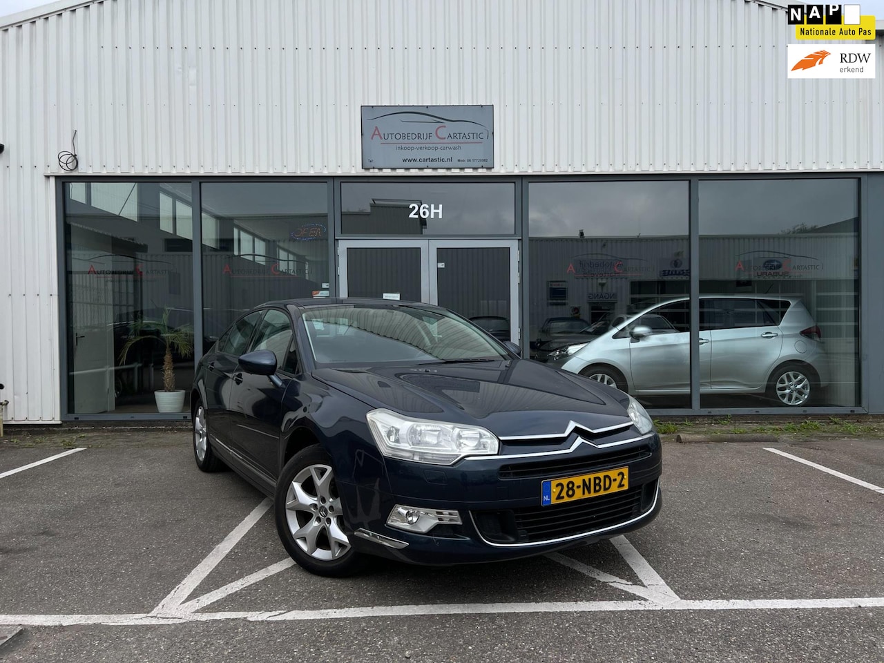Citroën C5 - 1.8 16V Dynamique CLIMA | CRUISE CONTROL | PDC | NAP | APK | - AutoWereld.nl