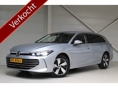 Volkswagen Passat Variant - 1.5 eTSI 150PK Automaat Harman Kardon | Leder | El. verstelbare stoelen | IQ-Light | Trekh